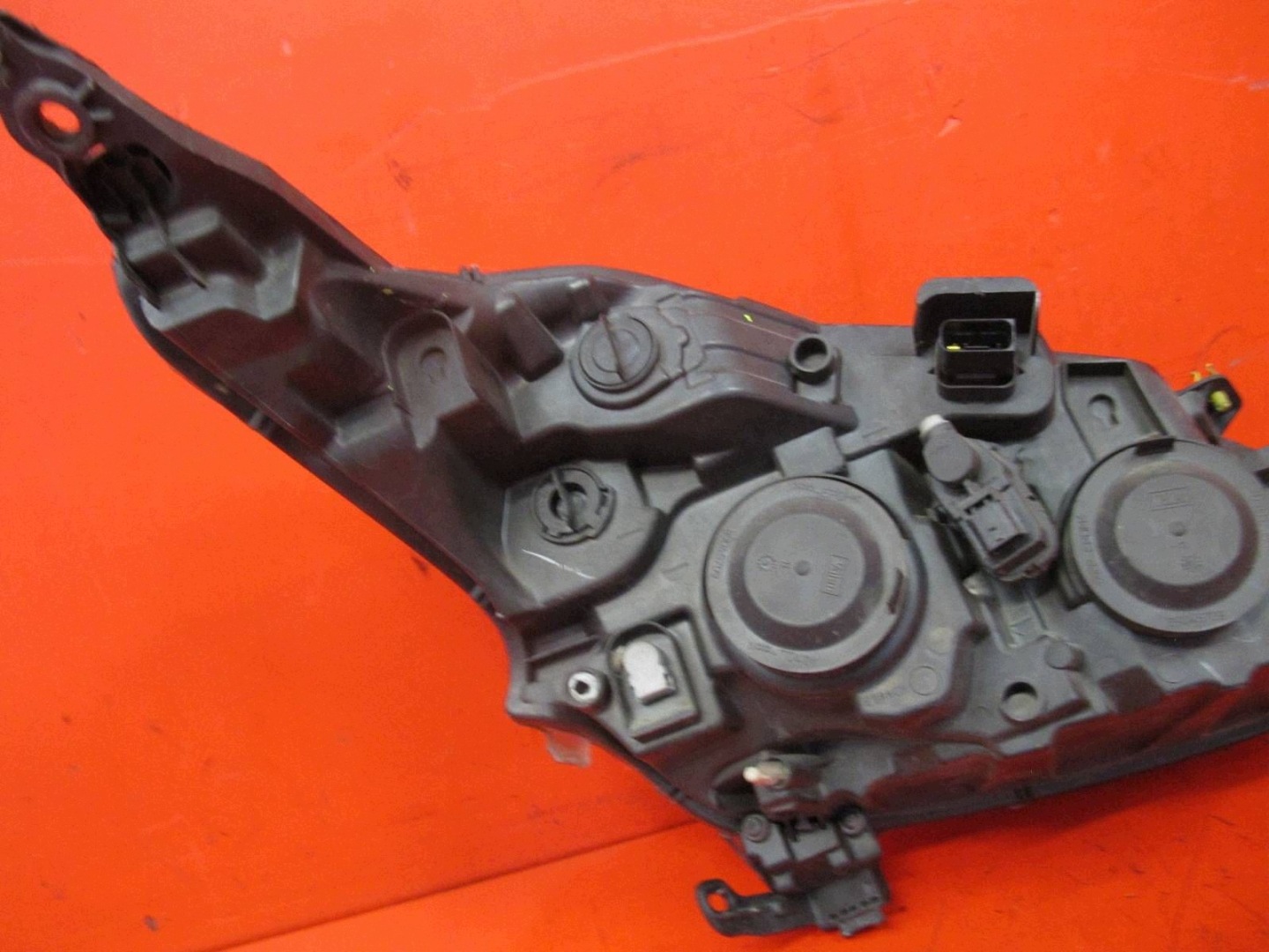 PEUGEOT 208 12- light REFLEKTOR left front front 9802221880 EUROPA