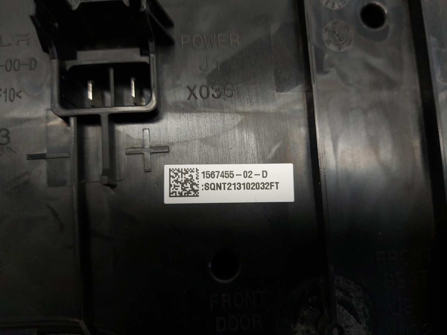 TESLA MODEL 3 2022r comfort control unit left 1567455-02-D