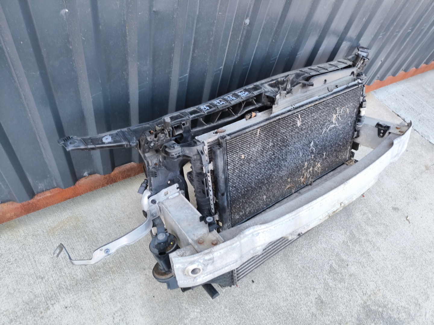 support panel for radiators complete AUDI A6 C7 A7 4G 3.0 TDI 2011-2016 complete !!!