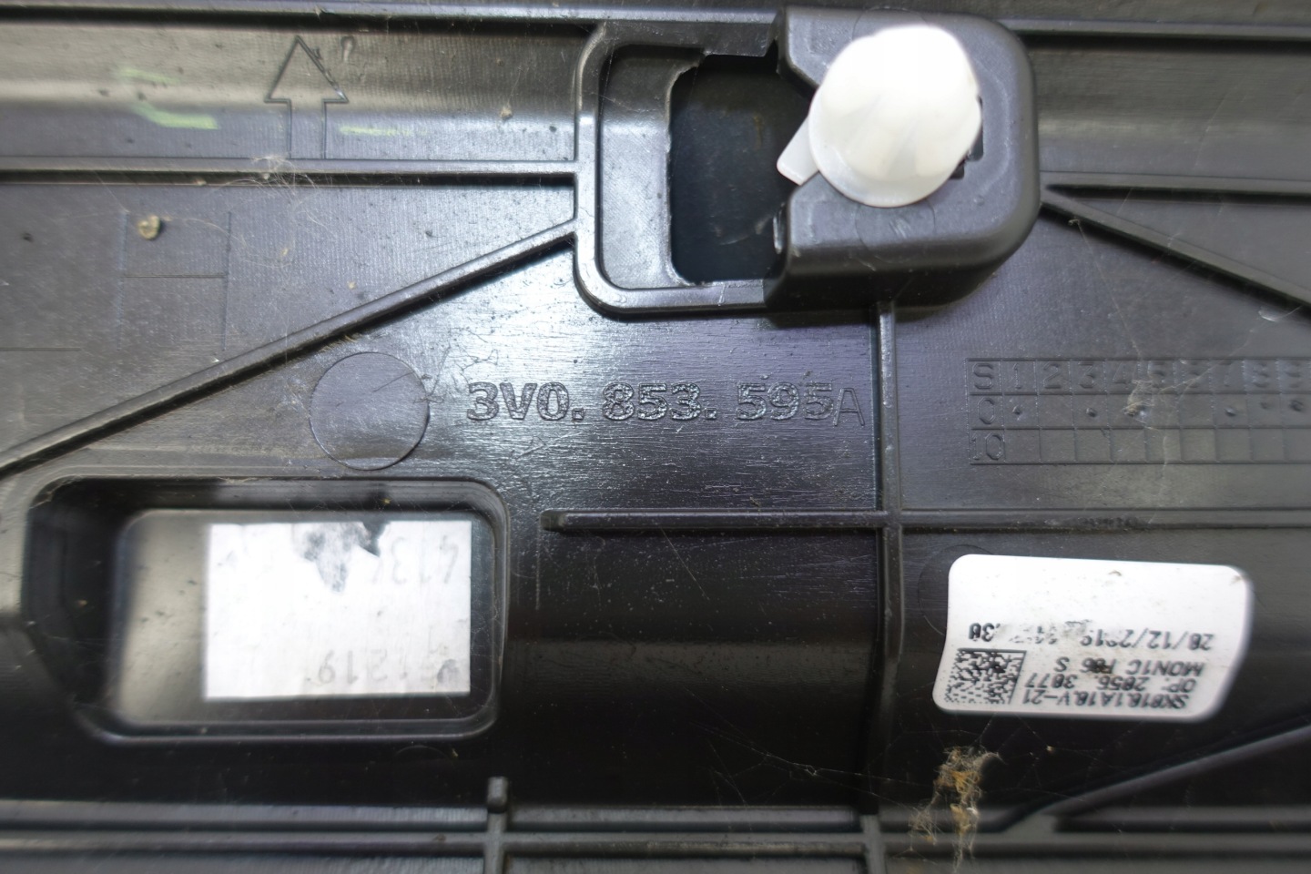 moulding door left rear part SUPERB III 3V0 SPORTLINE