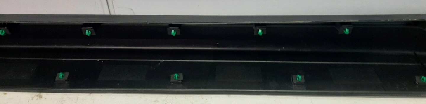HYUNDAI TUCSON III 15- moulding threshold threshold right