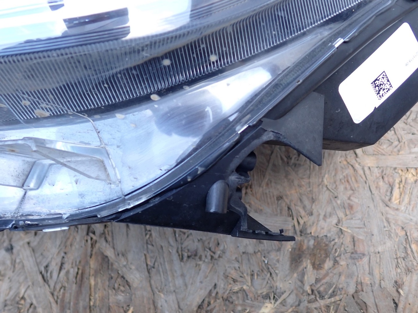 feu gauche REFLEKTOR gauche REFLEKTOR LED RENAULT EXPRESS 21- 260600331R 209