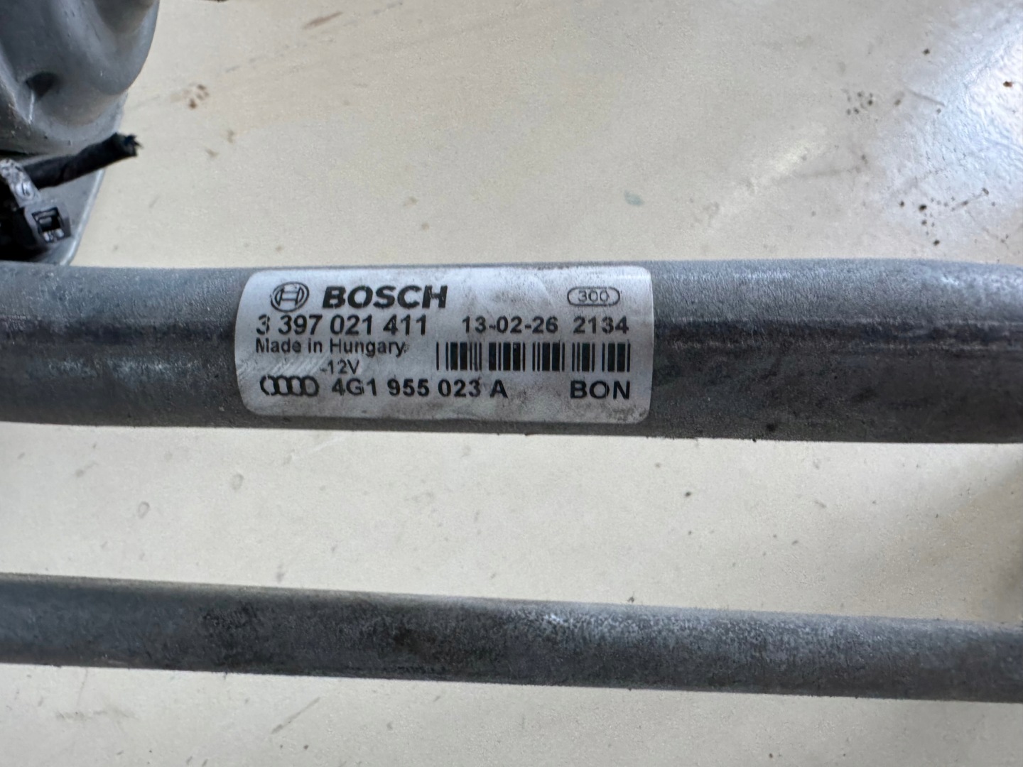 AUDI A6 S6 C7 Wischergestänge 4G1955023A