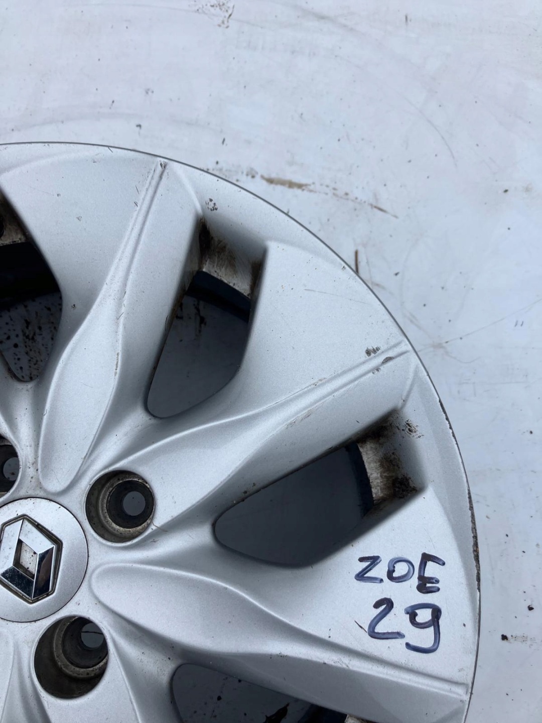 disk RENAULT ZOE 16 CALI AEROTRONIC #29 403005079R