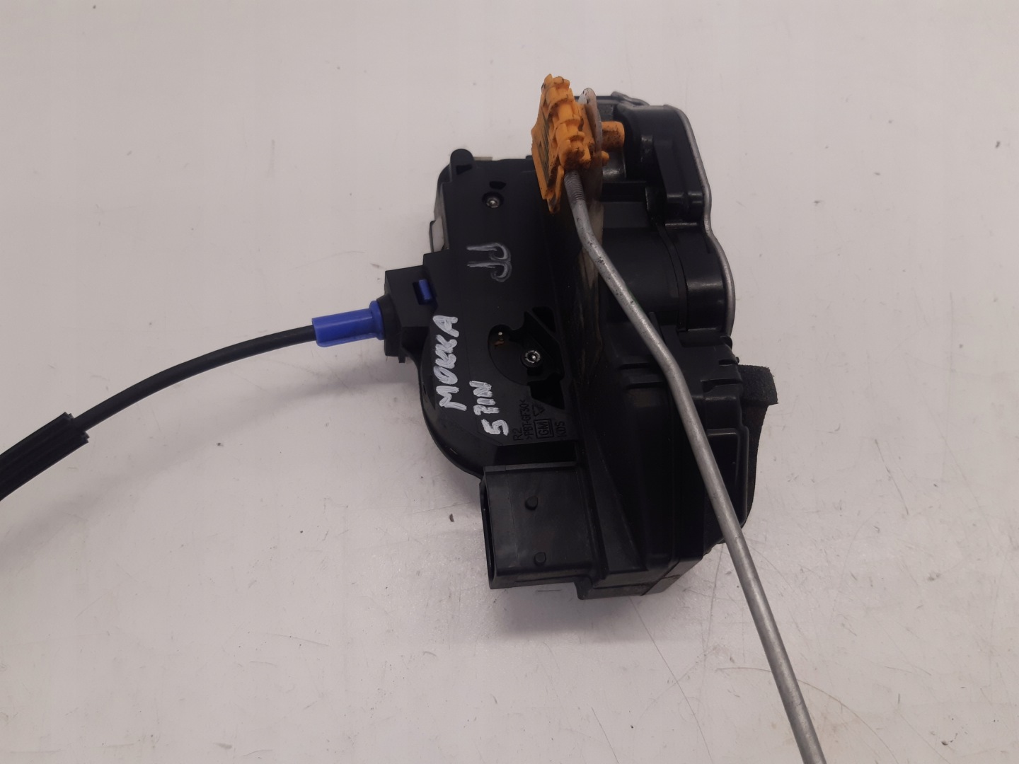 lock right front Opel Mokka A 1,6 CDTI