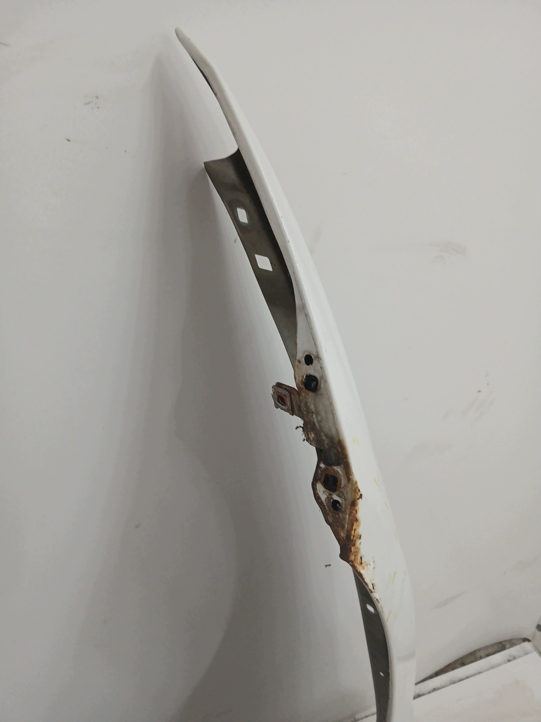 fender left front BMW F30 F31 300