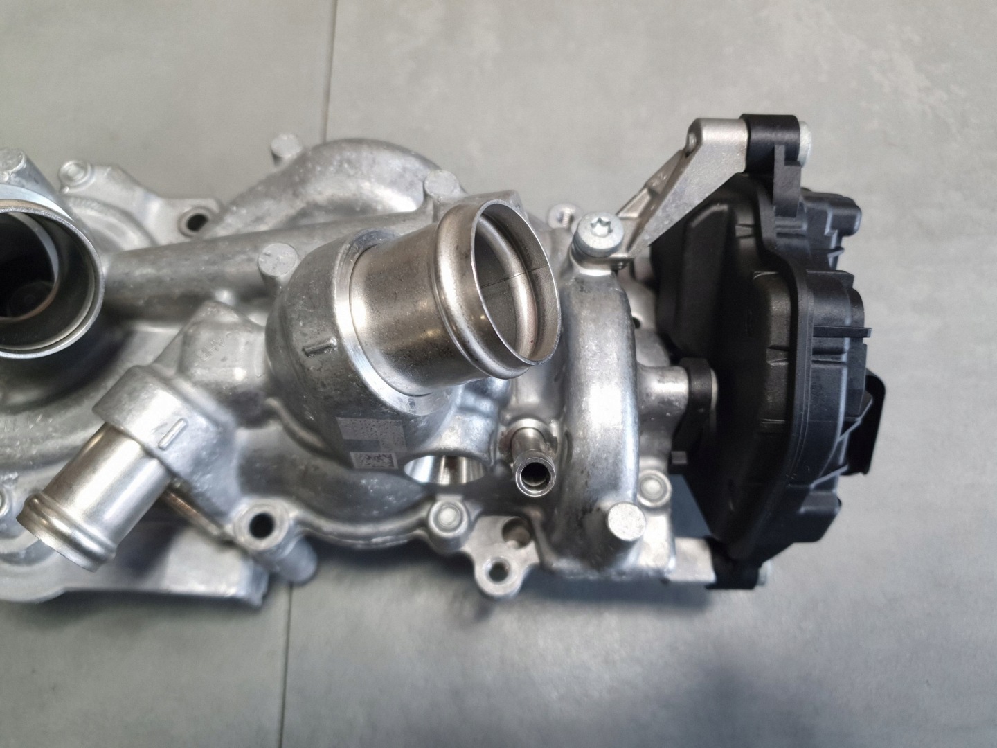 Audi A3 8Y 1.5 water pump 05E121111AB