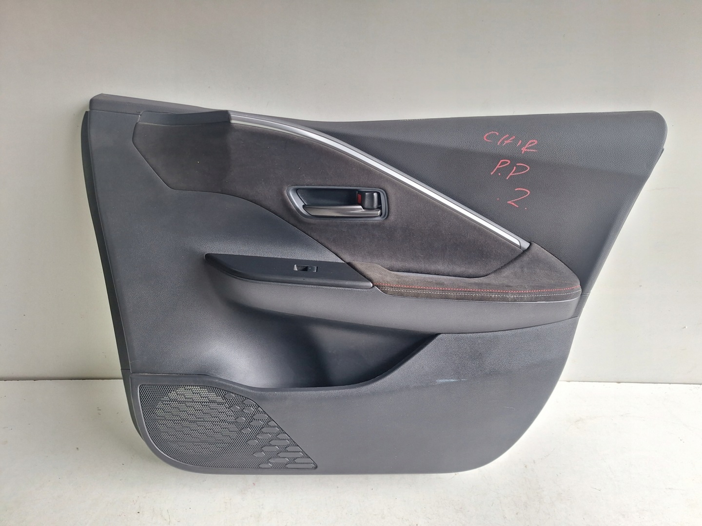 TOYOTA CH-R II 23-> side upholstery right front