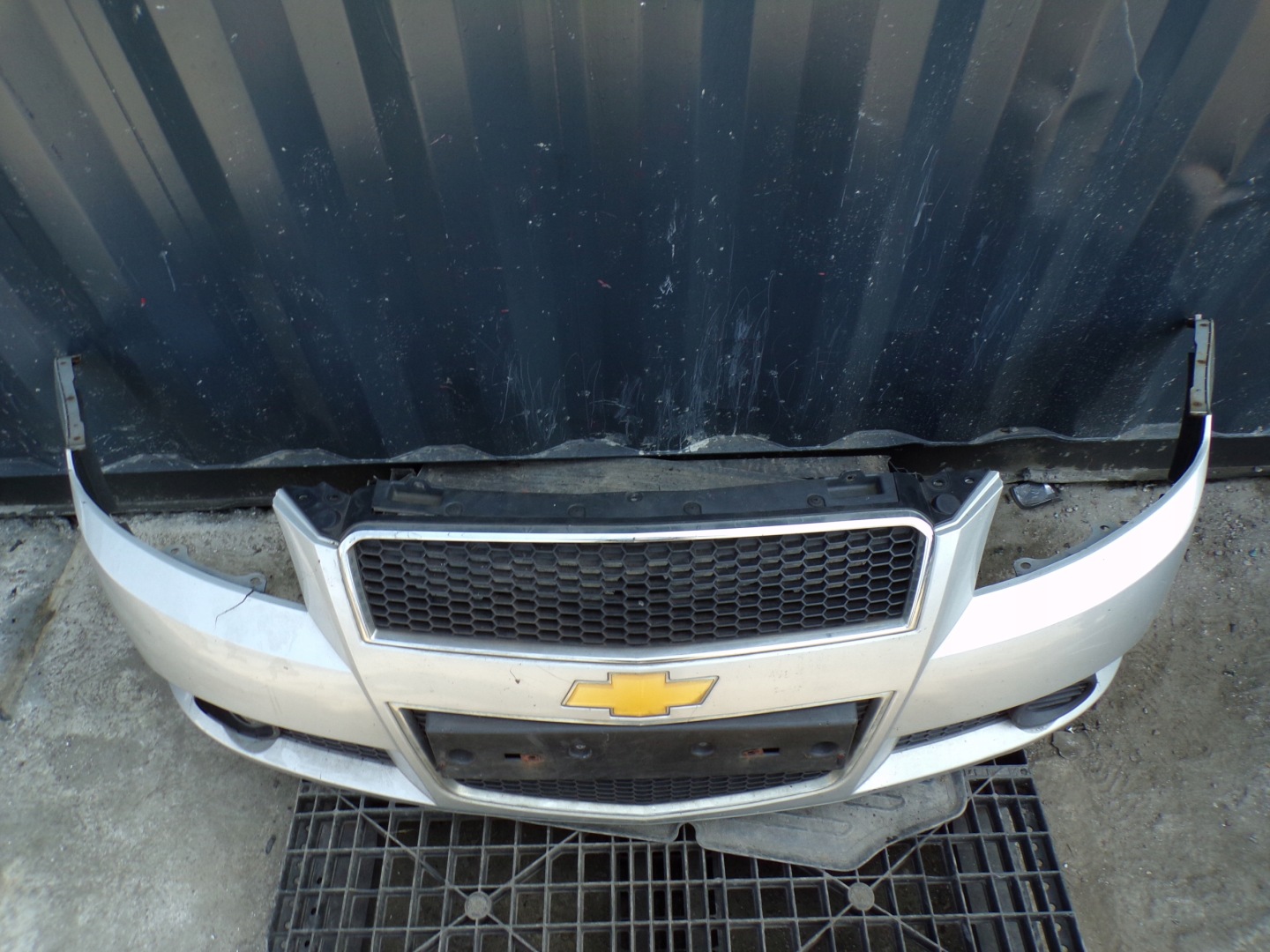 front bumper front CHEVROLET AVEO T250 (R1)