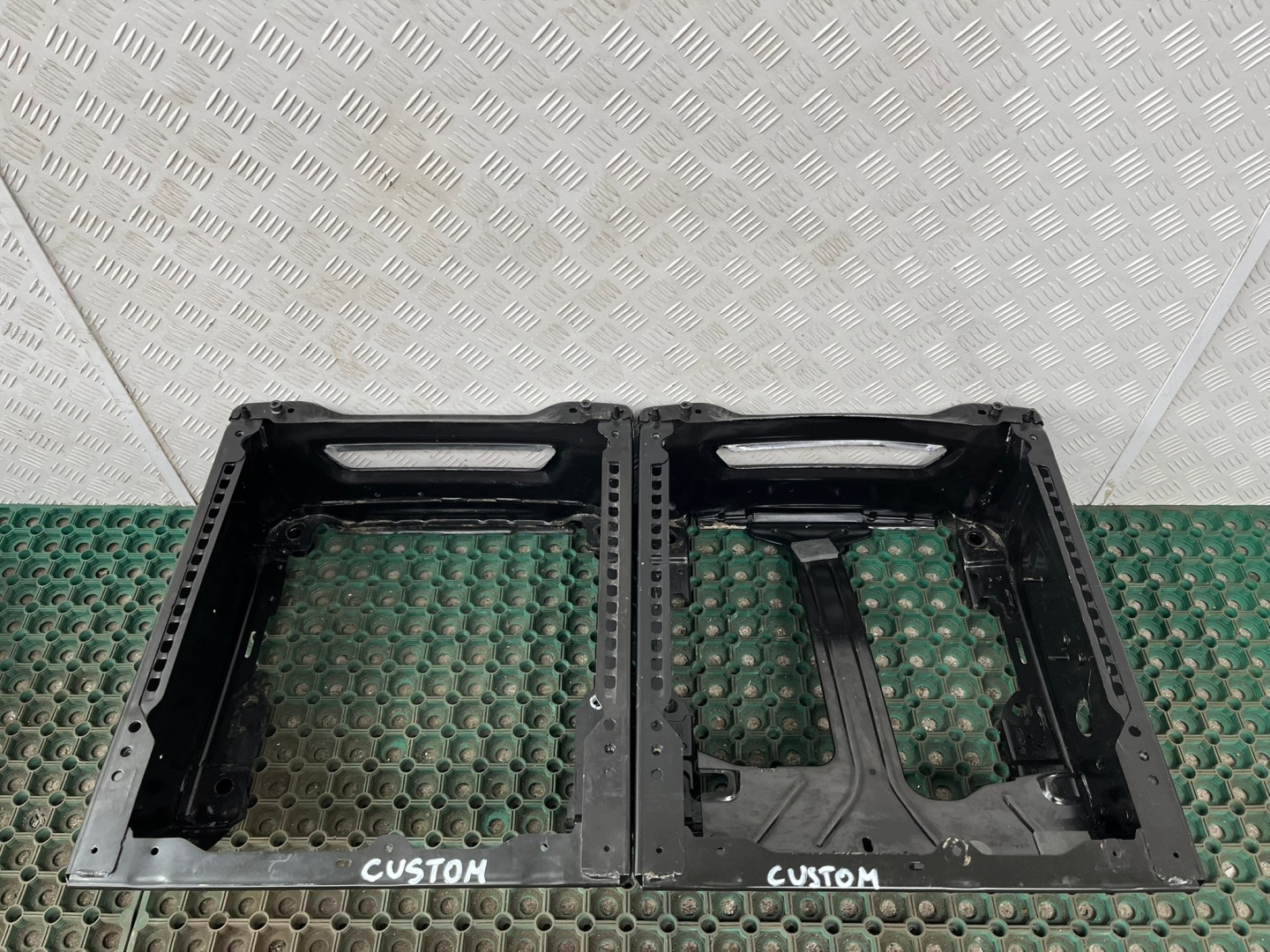 FORD TRANSIT CUSTOM LIFT 18-22 holder seat POJEDYNCZA right + left KPL