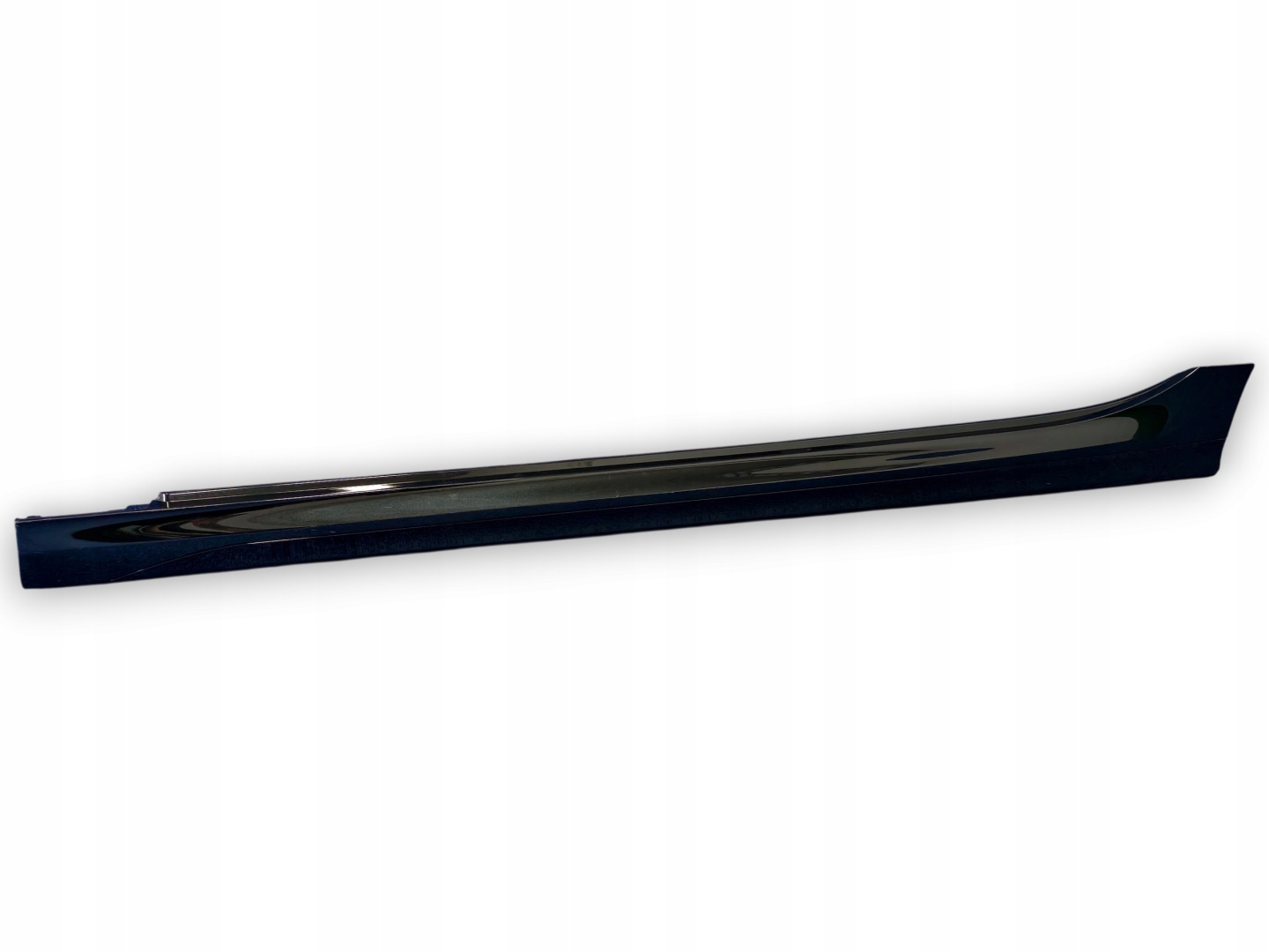 BMW 2 F44 m-packet moulding threshold cap of the threshold left black 5177-8075465