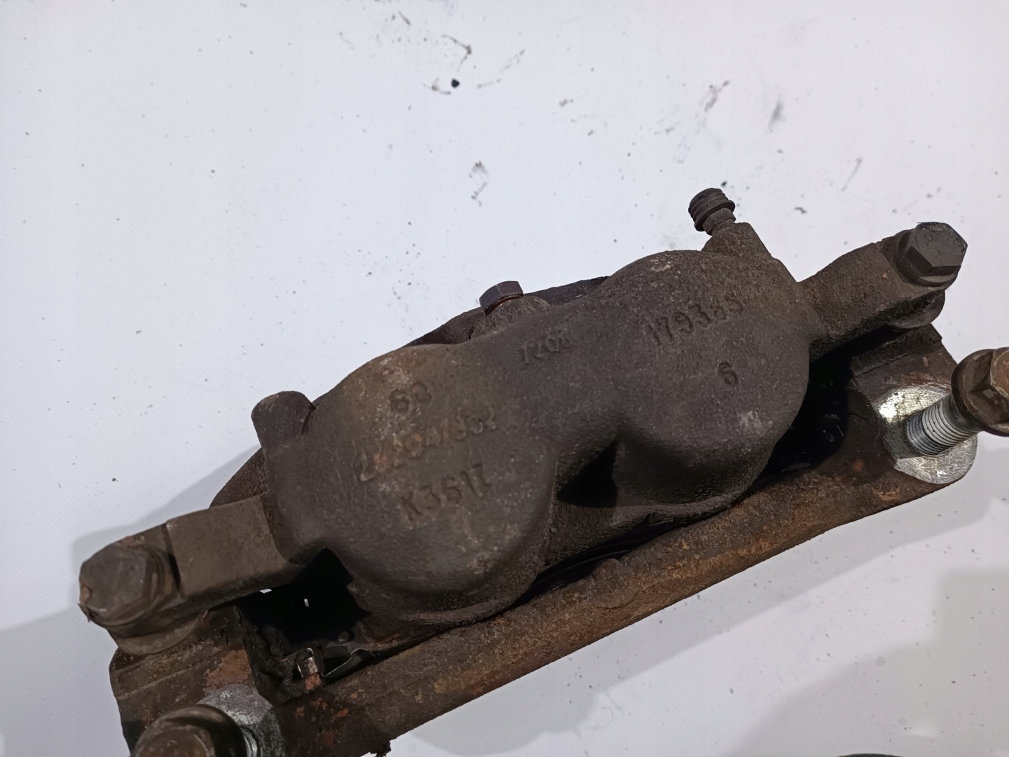 caliper brake front left Ford F250 F350 2017