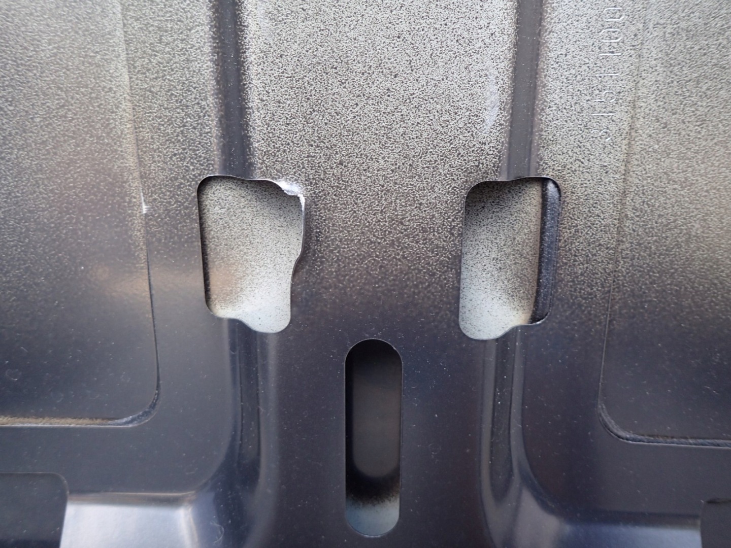 CAPOT VW TOURAN 3 III 5T 5T1 2015