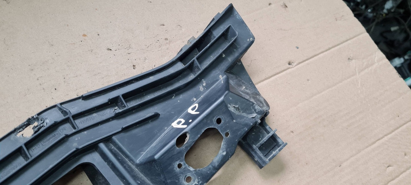 A6 C7 4G LIFT Support Support plaque Pare choc Droite Avant 4G0807096F
