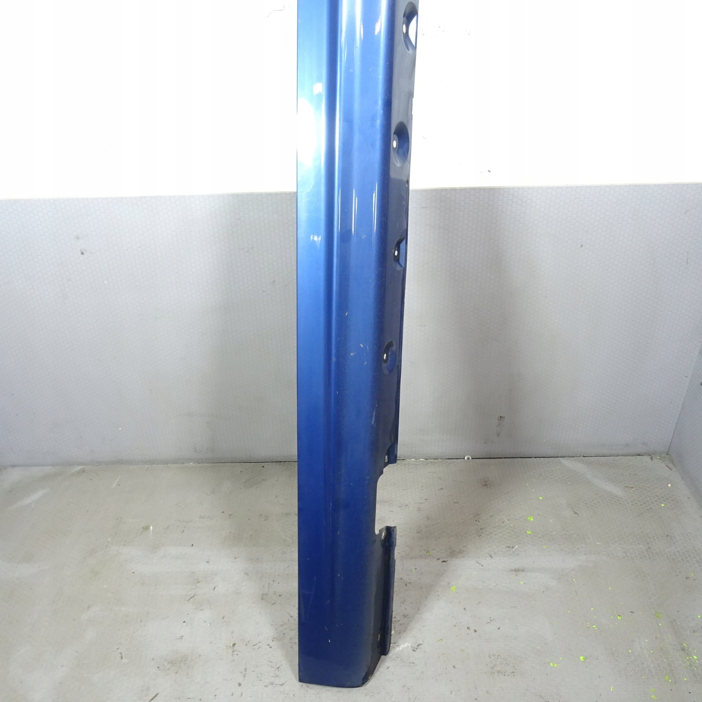 BMW 3 E46 SEDAN kryt PRAHU levá 8209755
