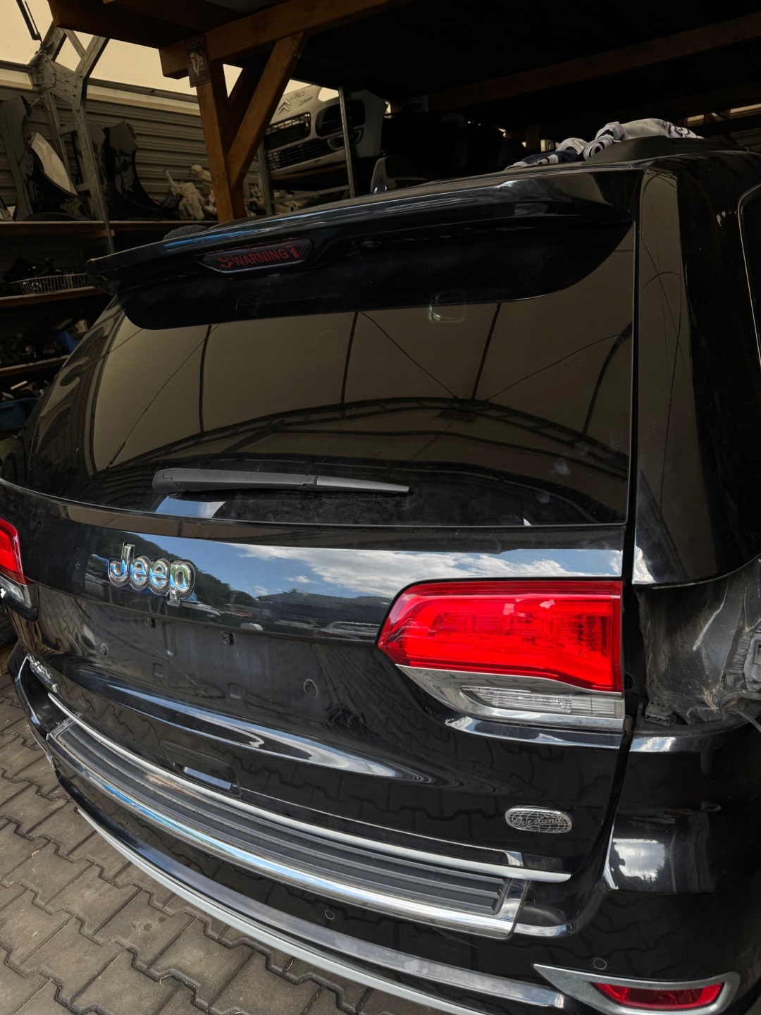 JEEP GRAND CHEROKEE WK2 LIFT boot doors black complete OVERLAND EU lights