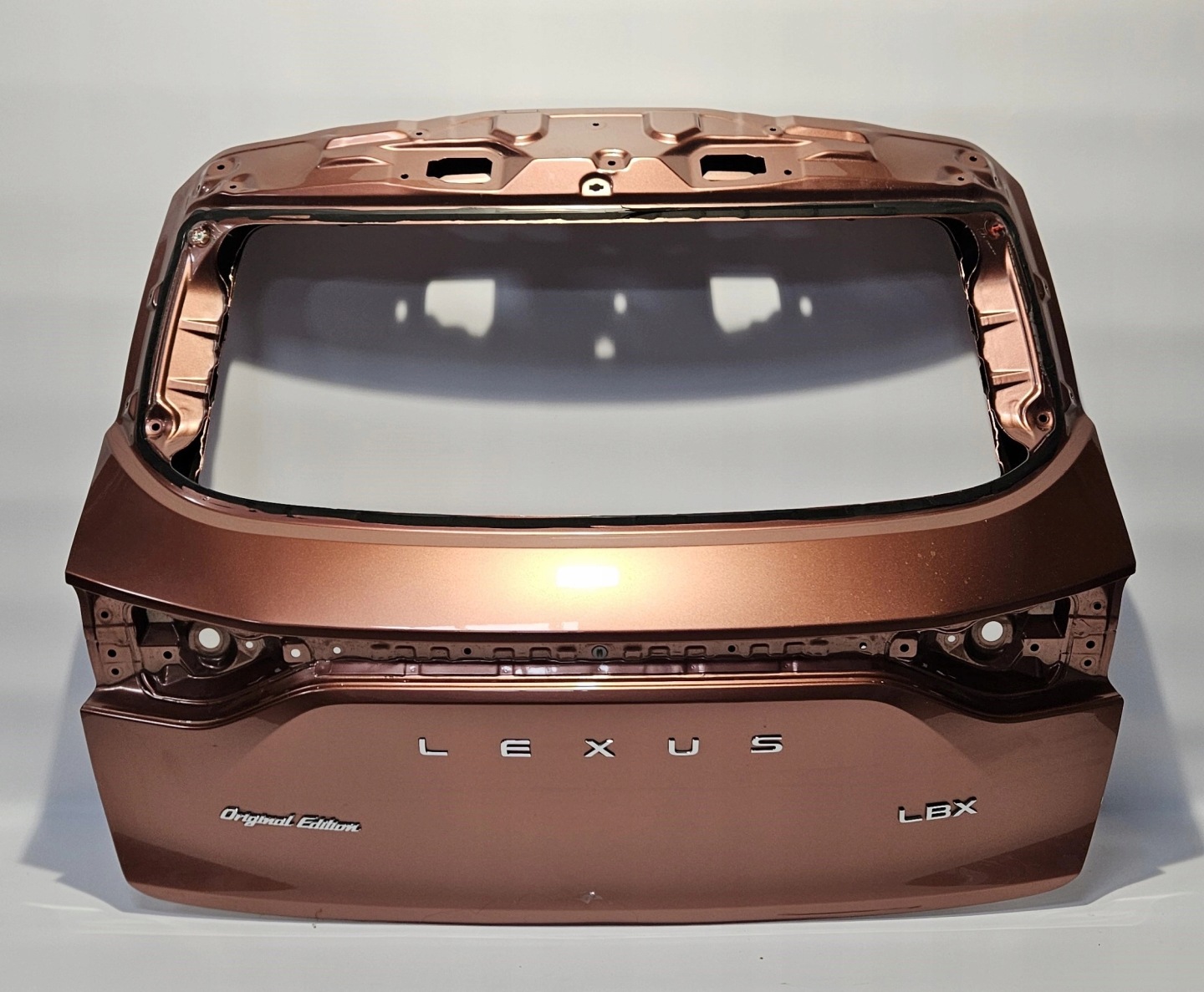 trunk door boot LEXUS LBX 23- original