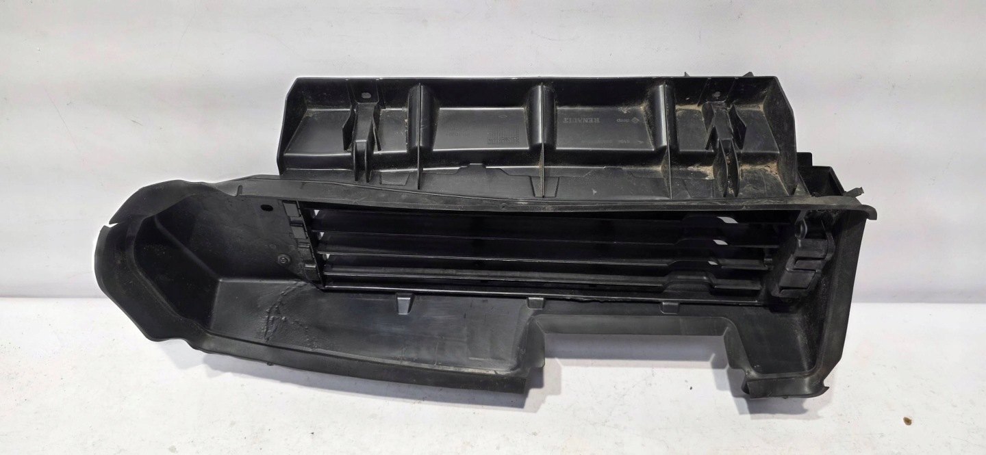 cover radiator front Renault Symbioz 214G67701R