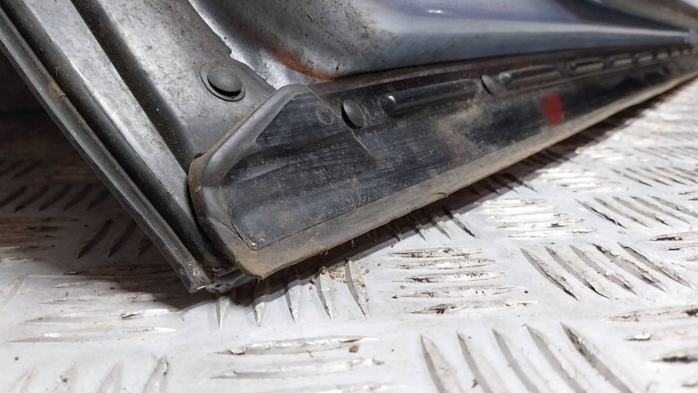 door front right MERCEDES R-KLASA W251 05