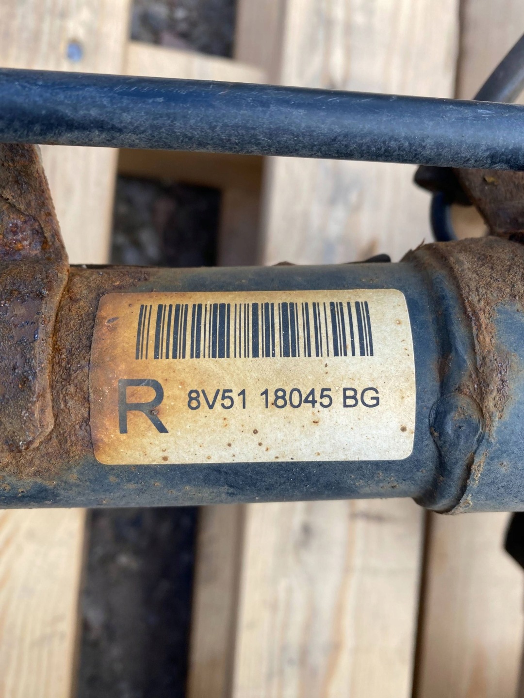 FORD FIESTA MK7 1.25 McPherson swing right front 8V5118045BG