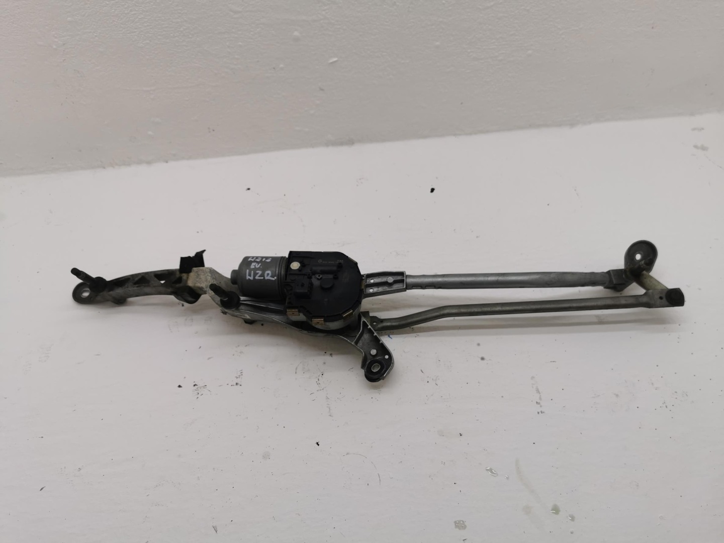 wiper mechanism front MERCEDES E-KLASA W212