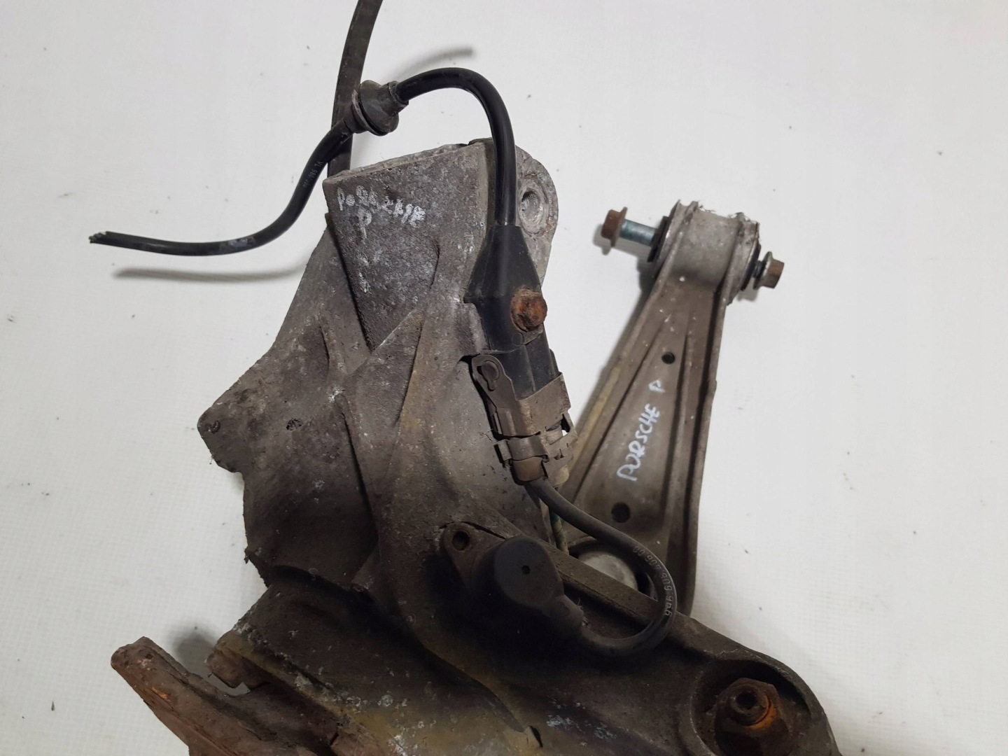 otoč přední čepu předek pravá Porsche Boxster 986 911 996