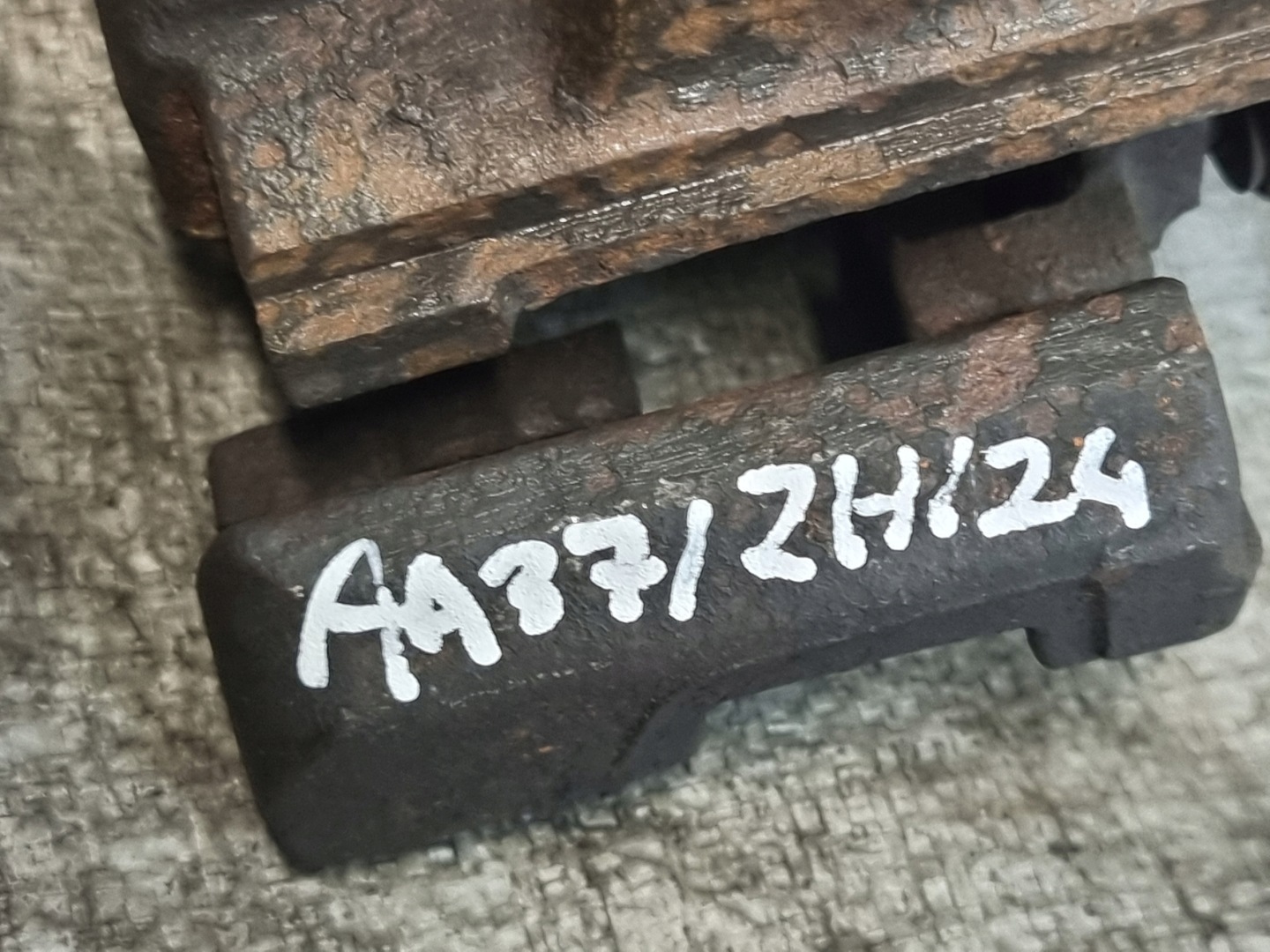 caliper brake right front BMW 1 E87