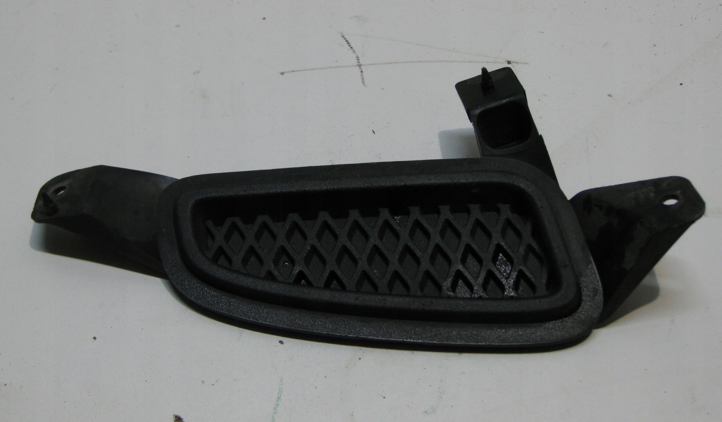 FORD B-MAX 13R 1.0EB grid of a bumper front right AV11-19952-A