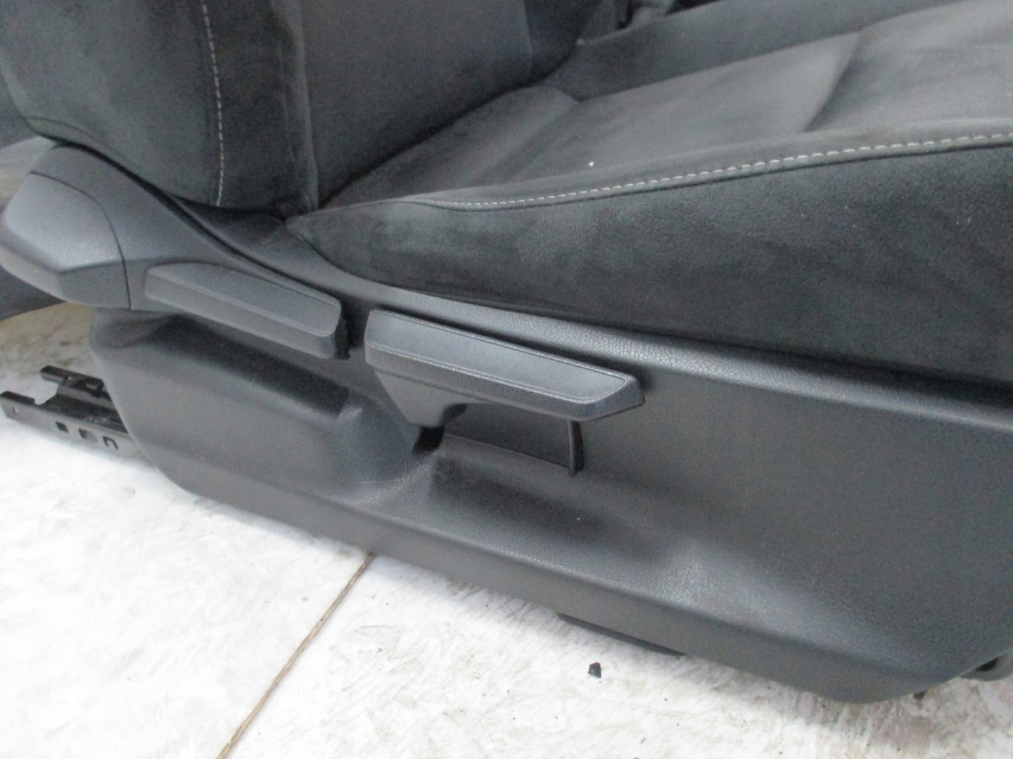upholstery seats ALCANTARA LEXUS UX 19R