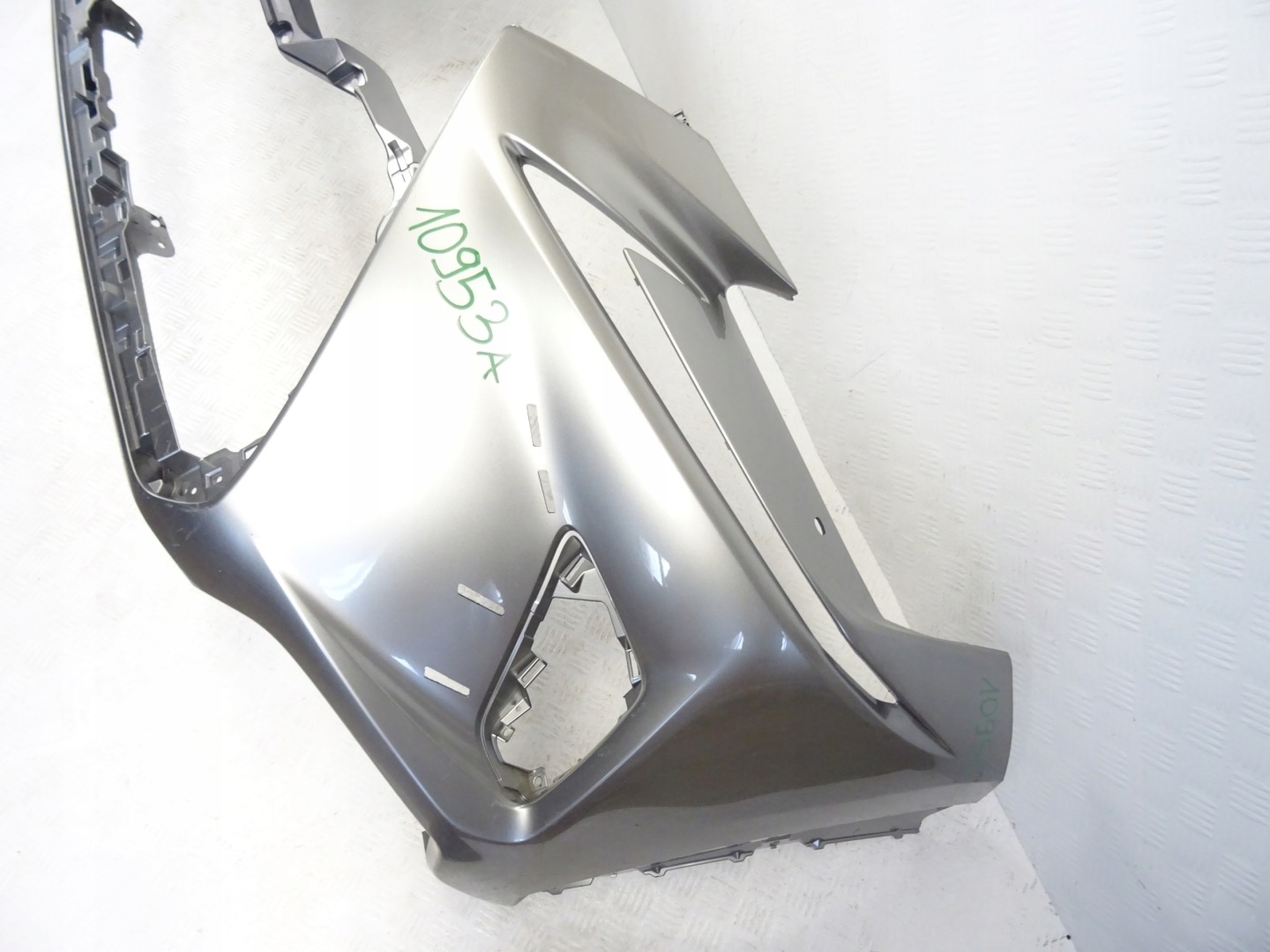 Lexus NX 300H LIFT F-SPORT bumper front front