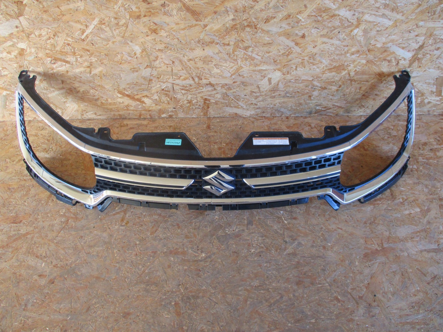 front PREKLADgrill SUZUKI IGNIS 14