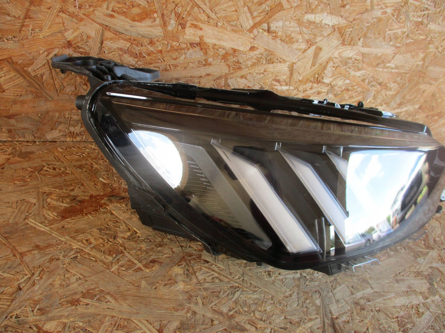 light front front right PEUGEOT 208 GT FULL LED TECHNOLOGY