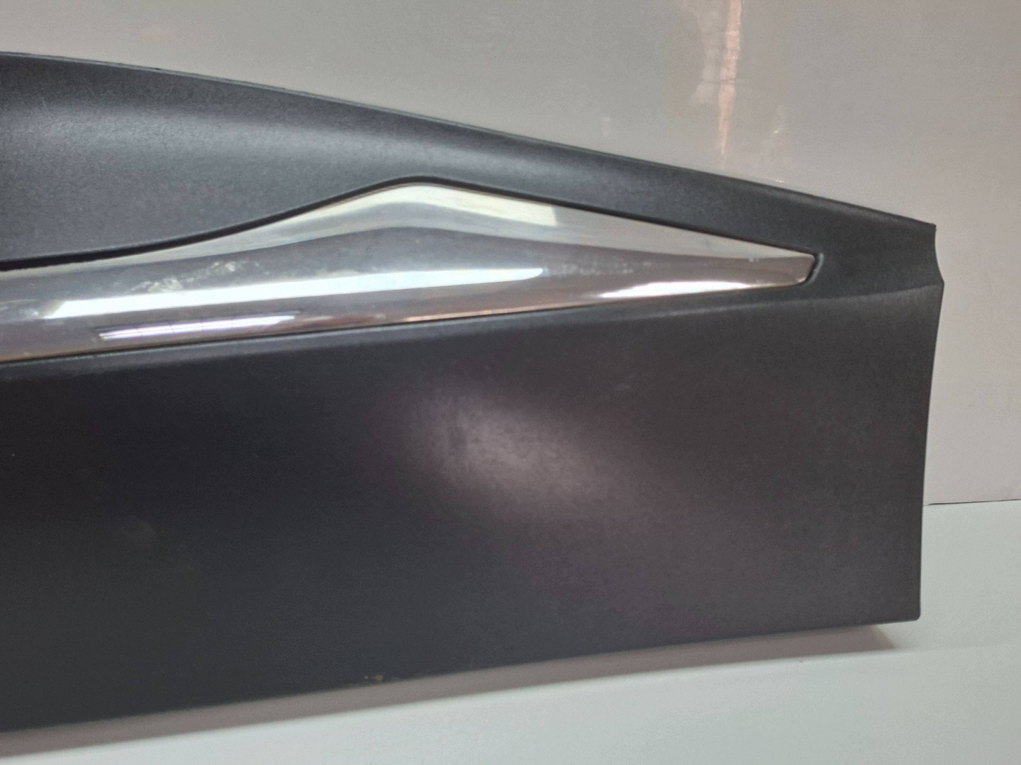 moulding door rear left 828779405R RENAULT CAPTUR and 2013