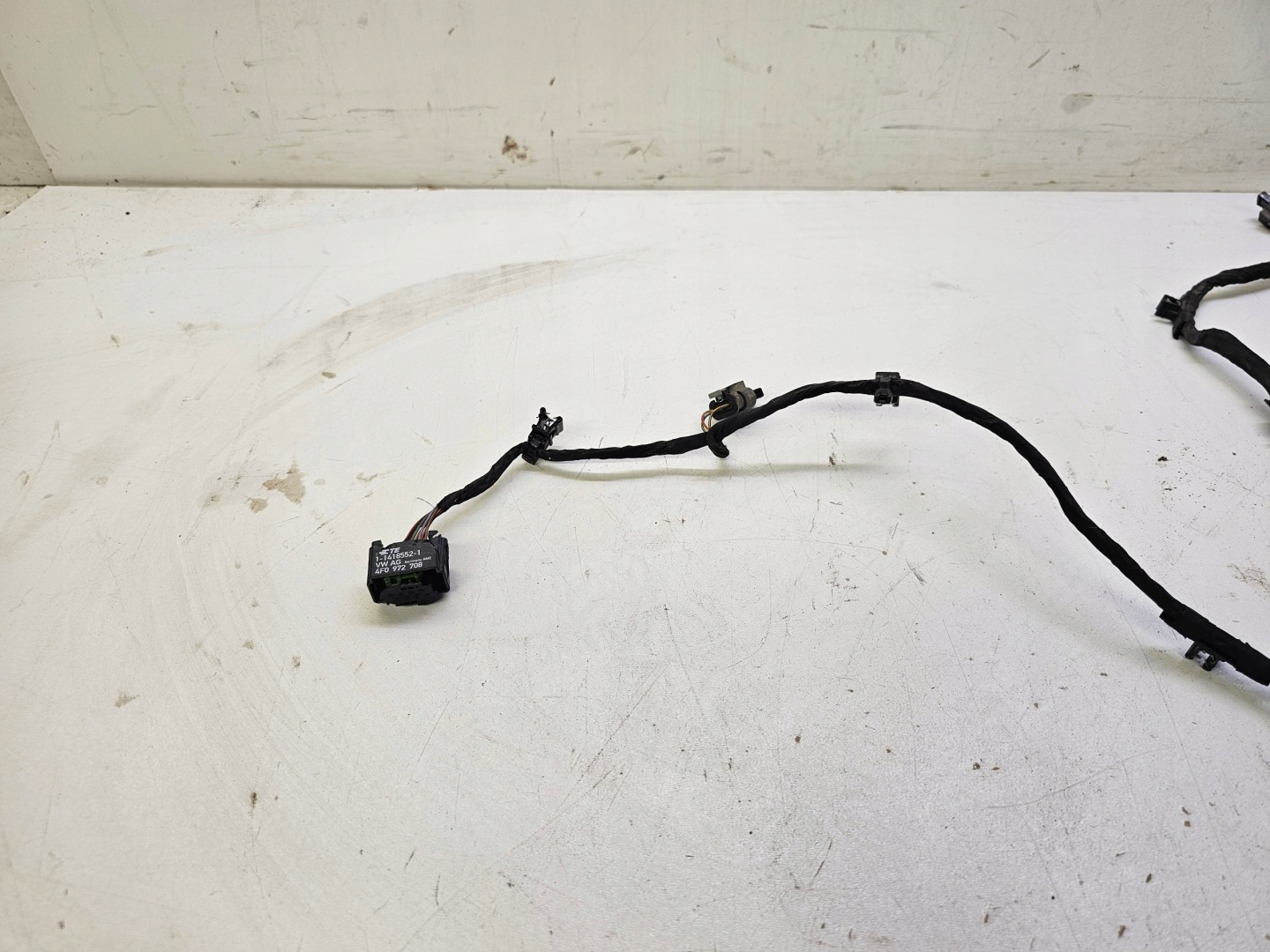 bundle CZUJNIKOW PDC rear part AUDI Q3 F3 83A971104AH