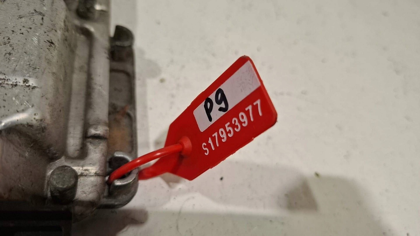 control unit of the engine computer 0281010360 Citroen Peugeot 2.0 HDI