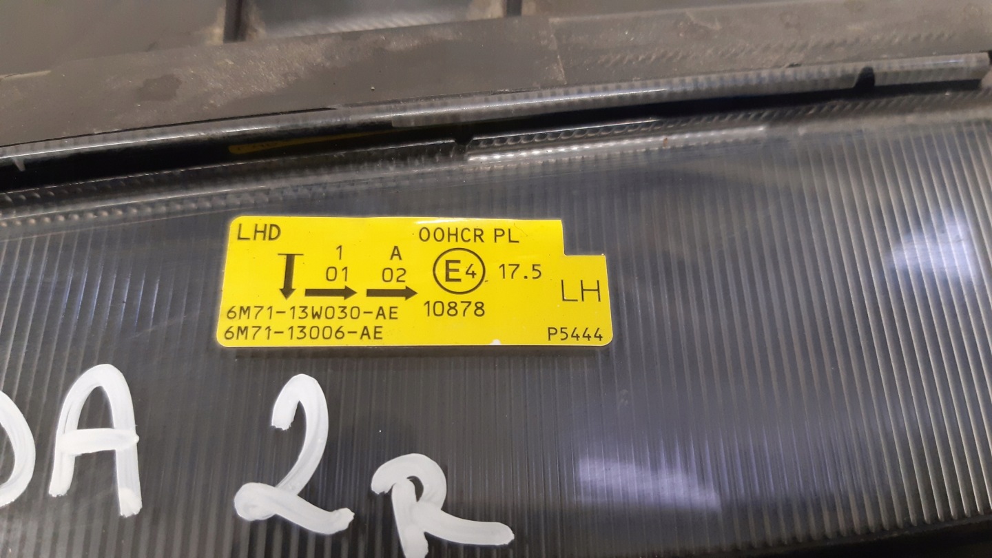 light lens left front europa 6M7113W030AE Mazda 2 DY