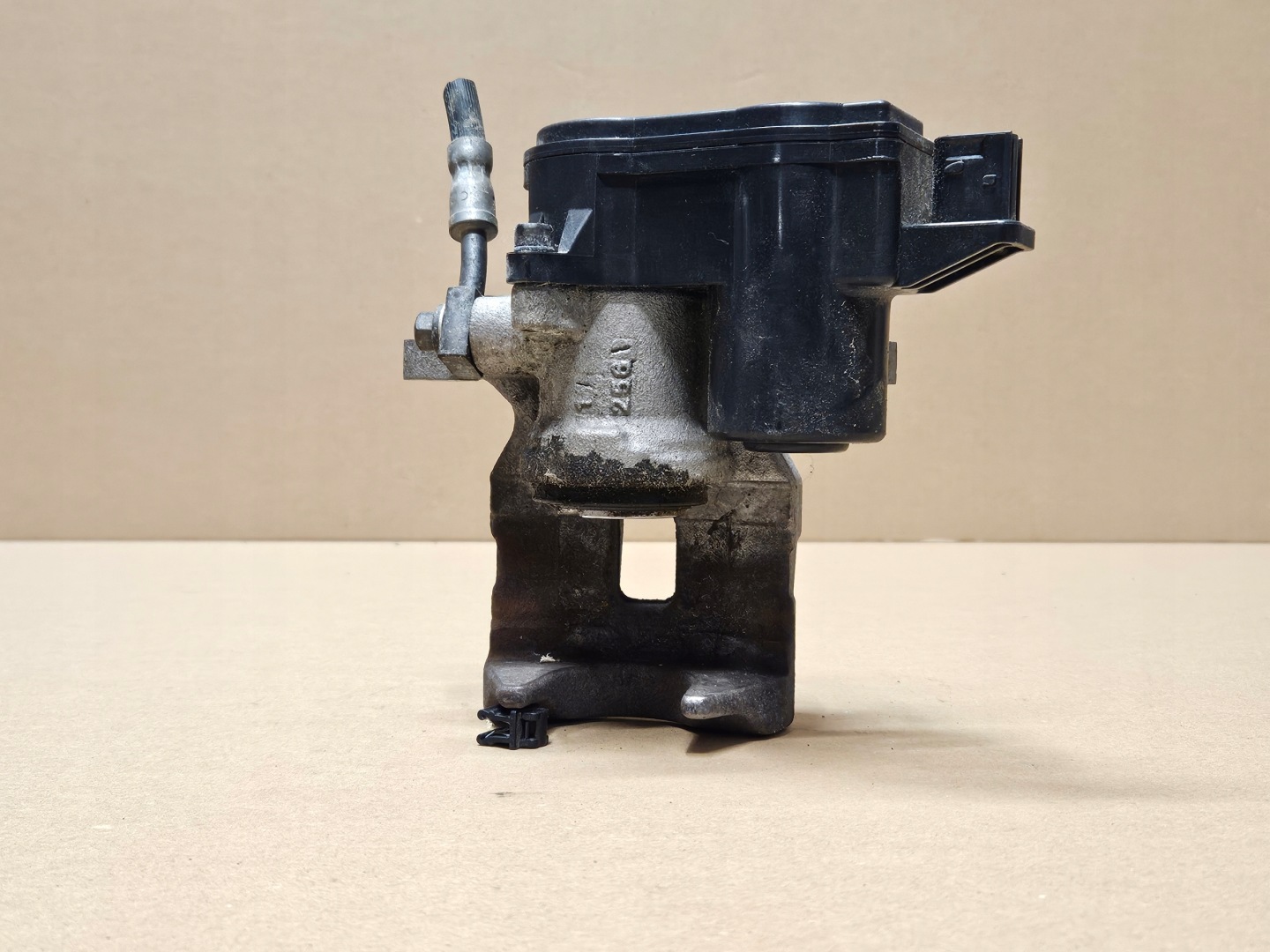 left rear part caliper brake XC40 C40 EX40 EC40
