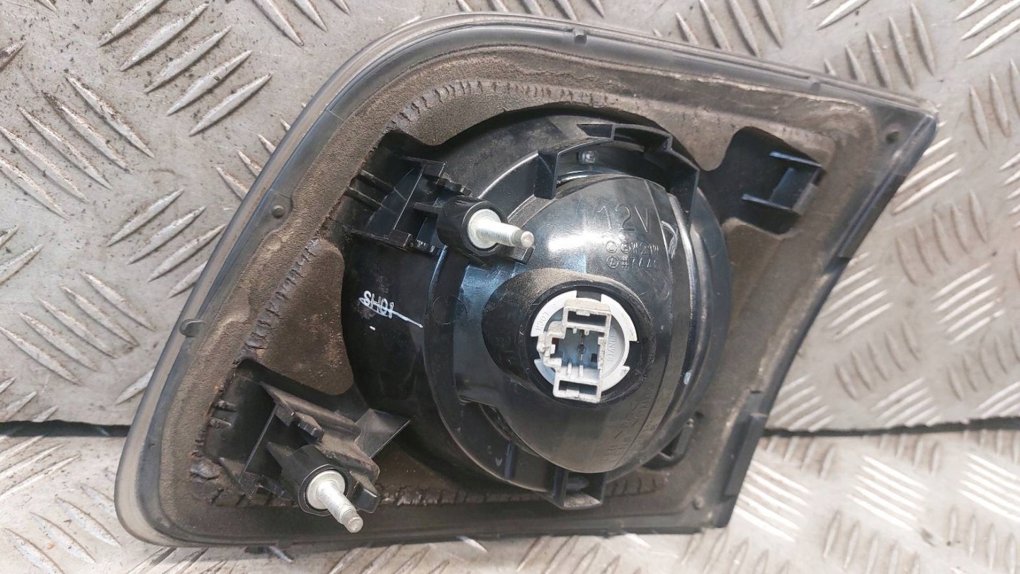 light left rear part MAZDA 3 and