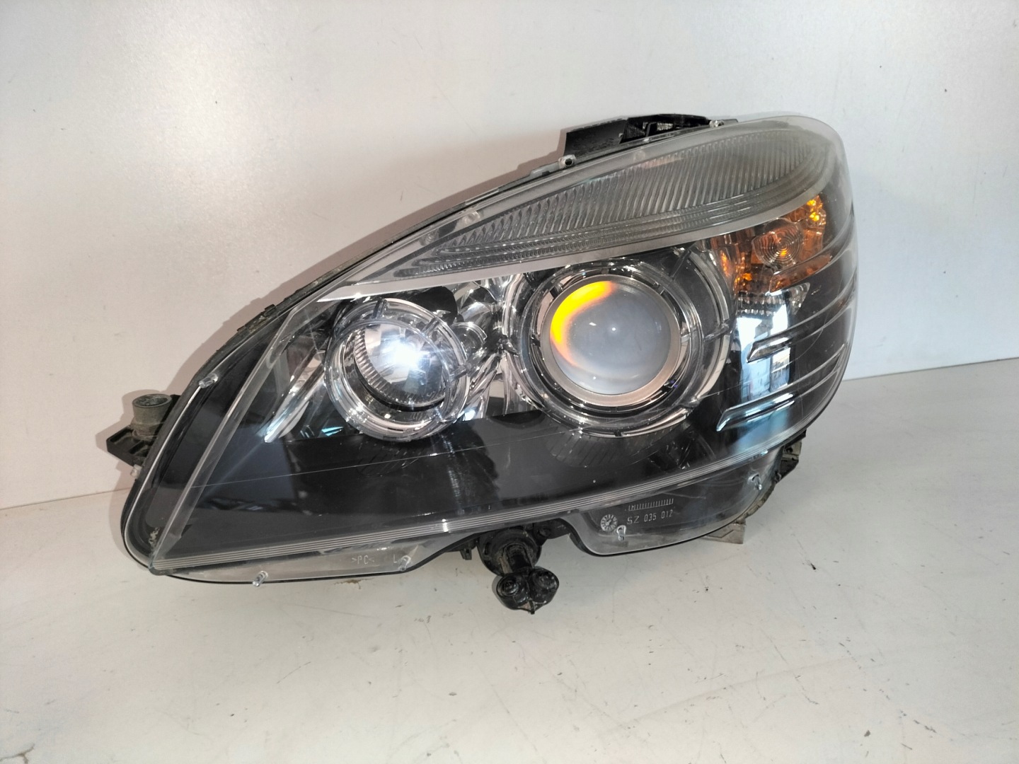 light front reflektor left MERCEDES CLC CL203 07-11 C KLASA W204 BIXENON