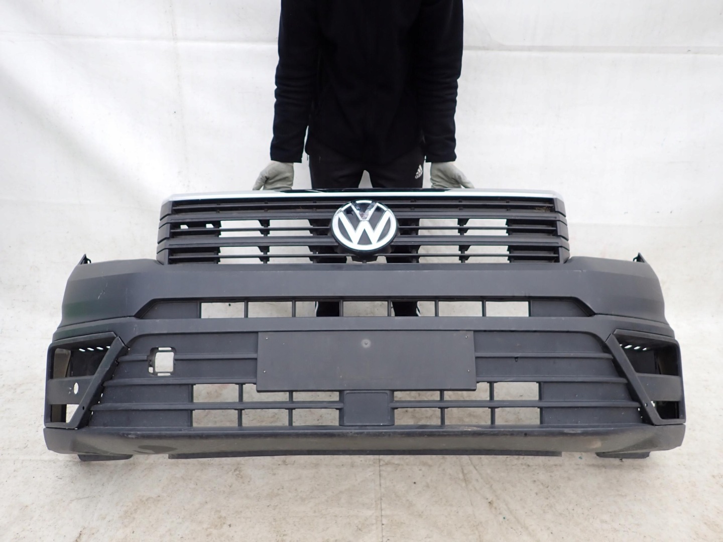 VW CRAFTER 7C0 17-> nárazník předek přední