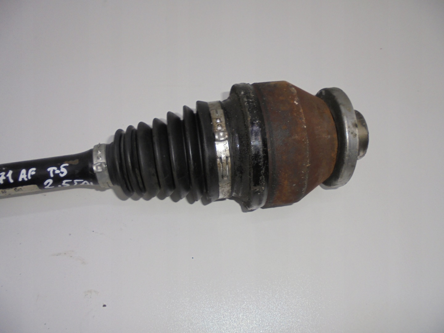 VW T5 2.5 TDI 4X4 semi-axis left 7H0407271AF