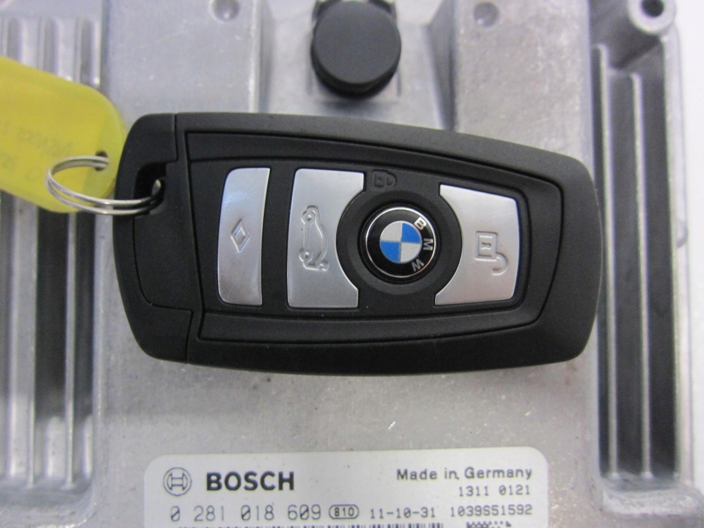 BMW F10 520D N47KOMPUTER control unit of the engine 8518477
