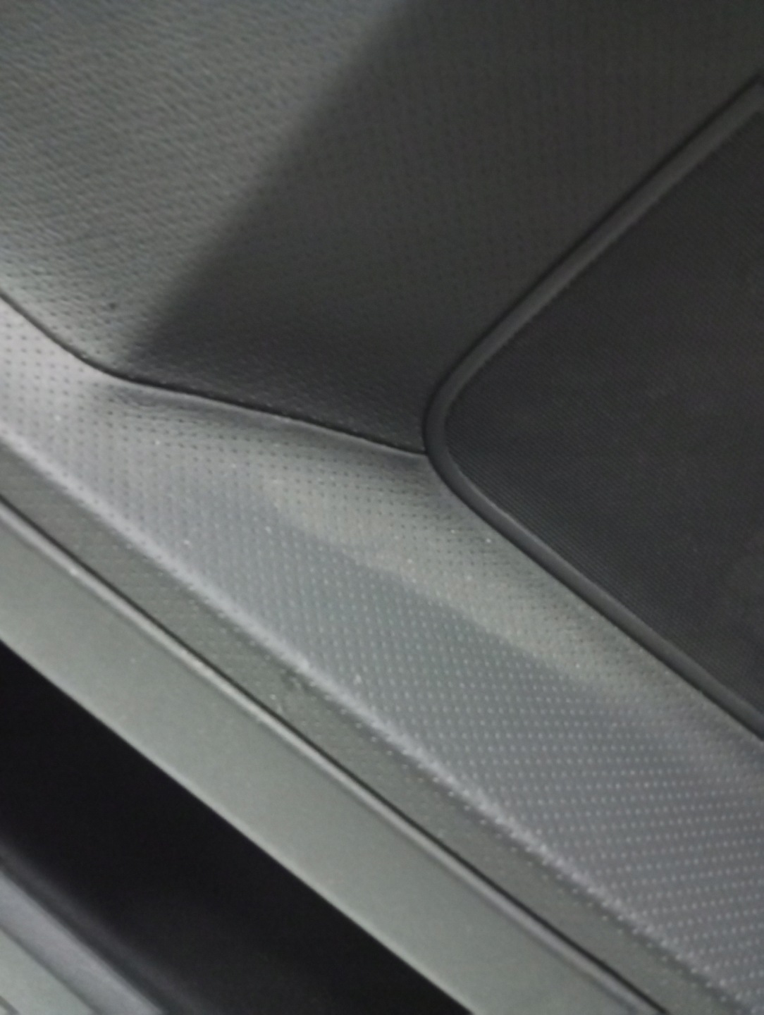boot upholstery RANGE ROVER EVOQUE 3D BJ32-315304-AA