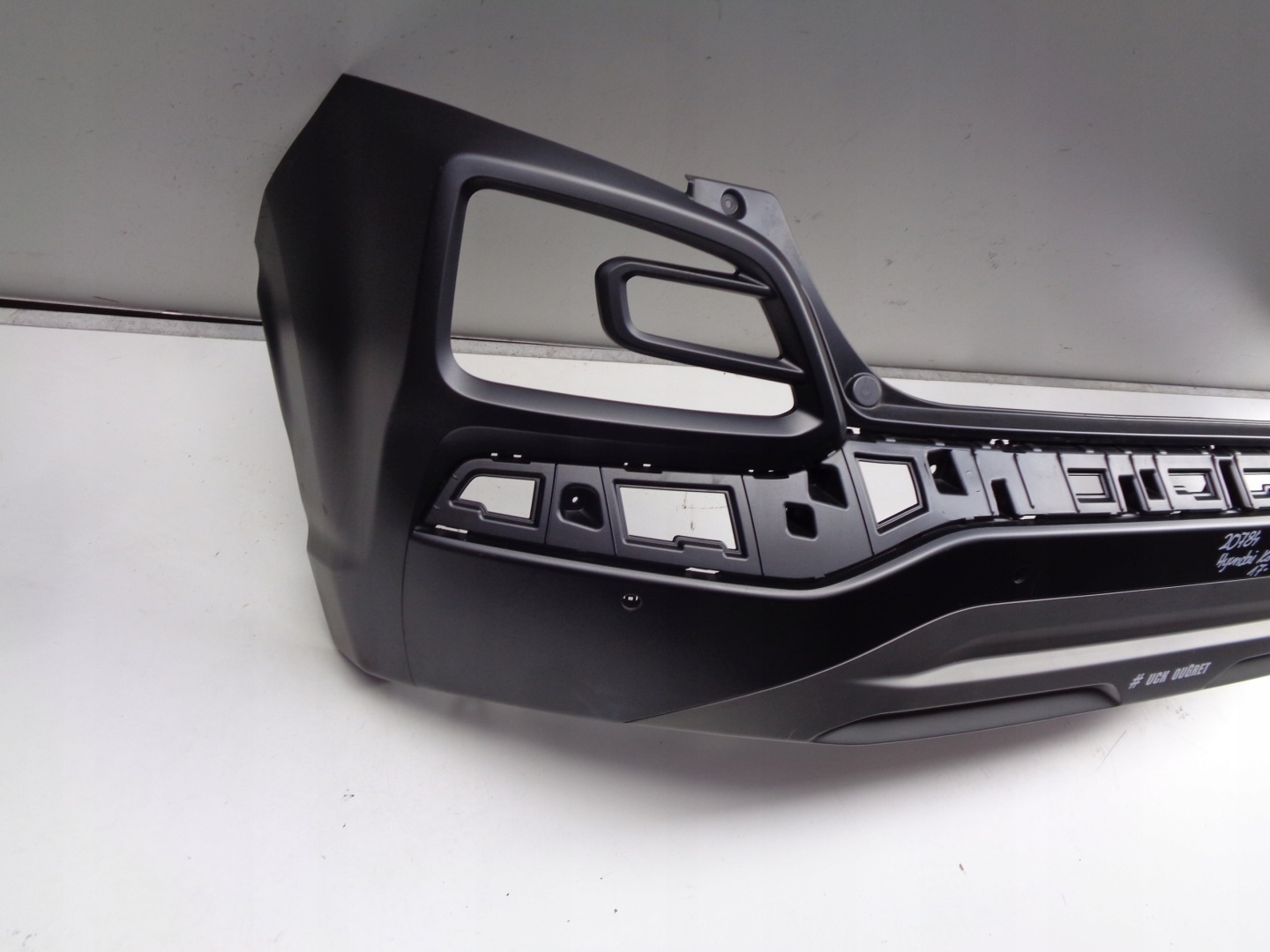 bumper rear HYUNDAI KONA 17- NR 20784