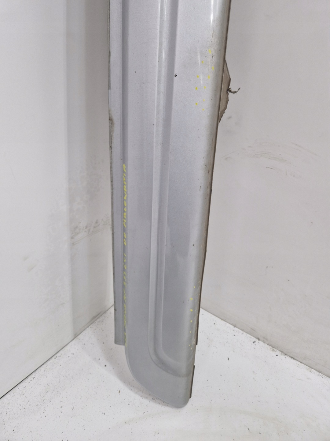 moulding threshold right BMW X3 E83 M PAKIET OE