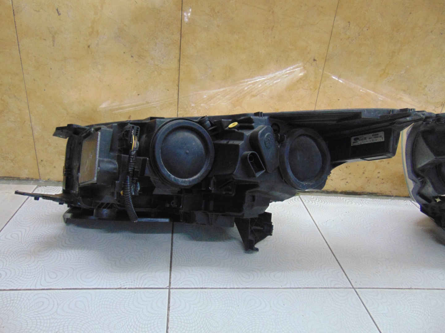 světlo předek přední levá pravá FORD KUGA MK2 LIFT