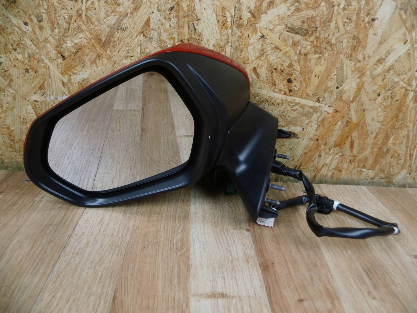 Toyota Yaris Cross 2020-2025 mirror left 6-PIN