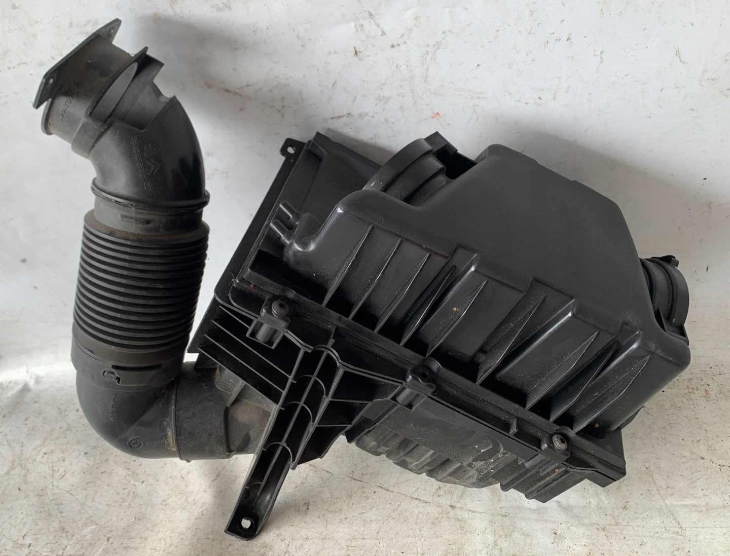 GEHÄUSE FILTER LUFT CITROEN C5 III 9683955980