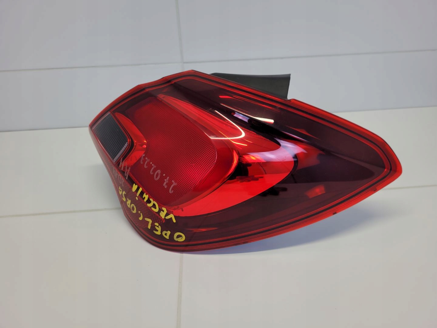 Licht hinten links Seite Opel Corsa E 2016 460034366