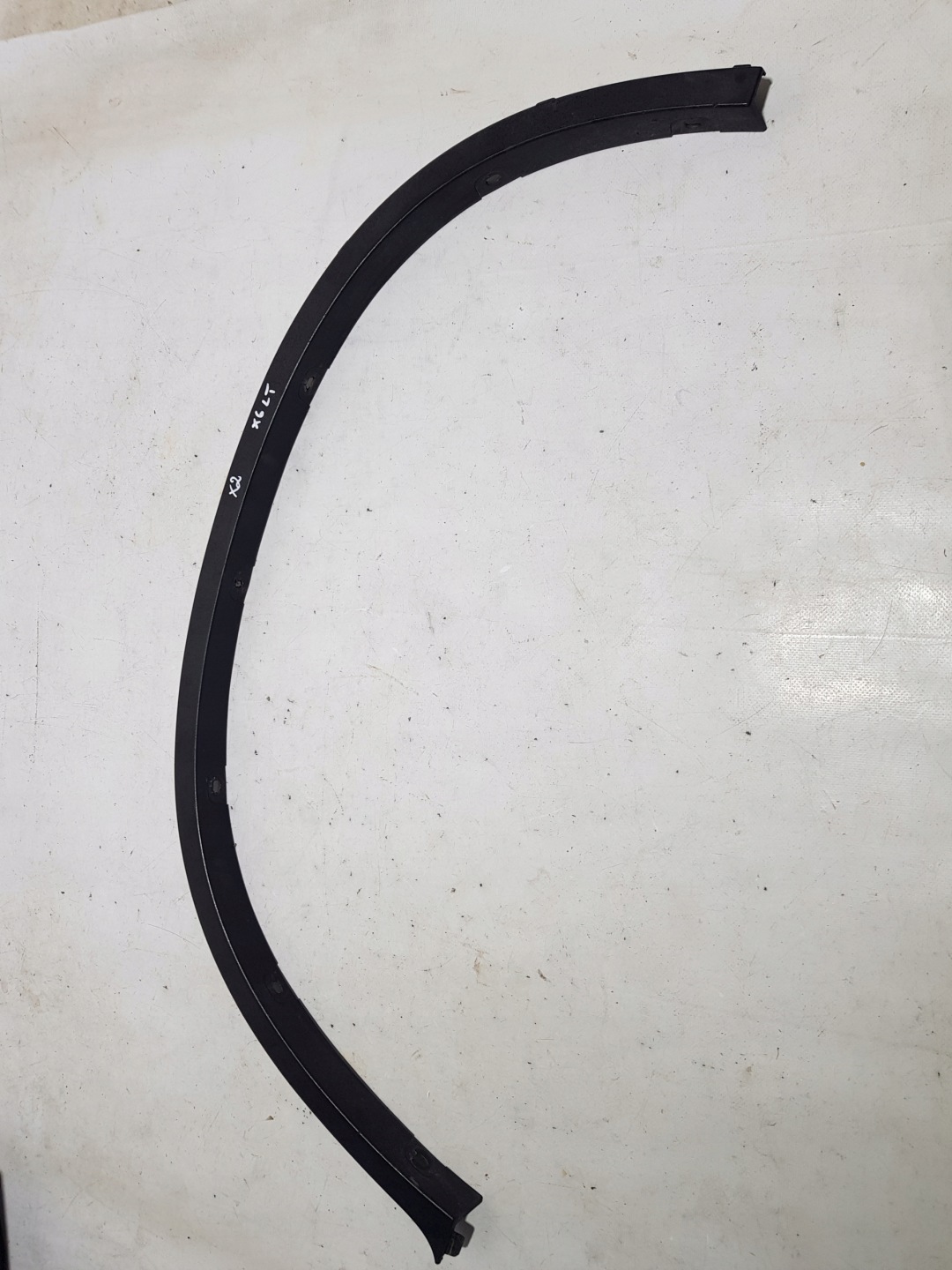 moulage couverture aile gauche arrière BMW X6 E71 pare boue